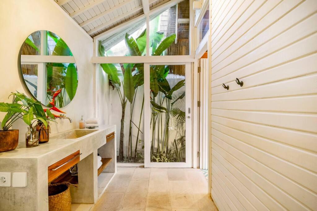 Nest Uluwatu - Eco Boutique Villa ภายนอก รูปภาพ